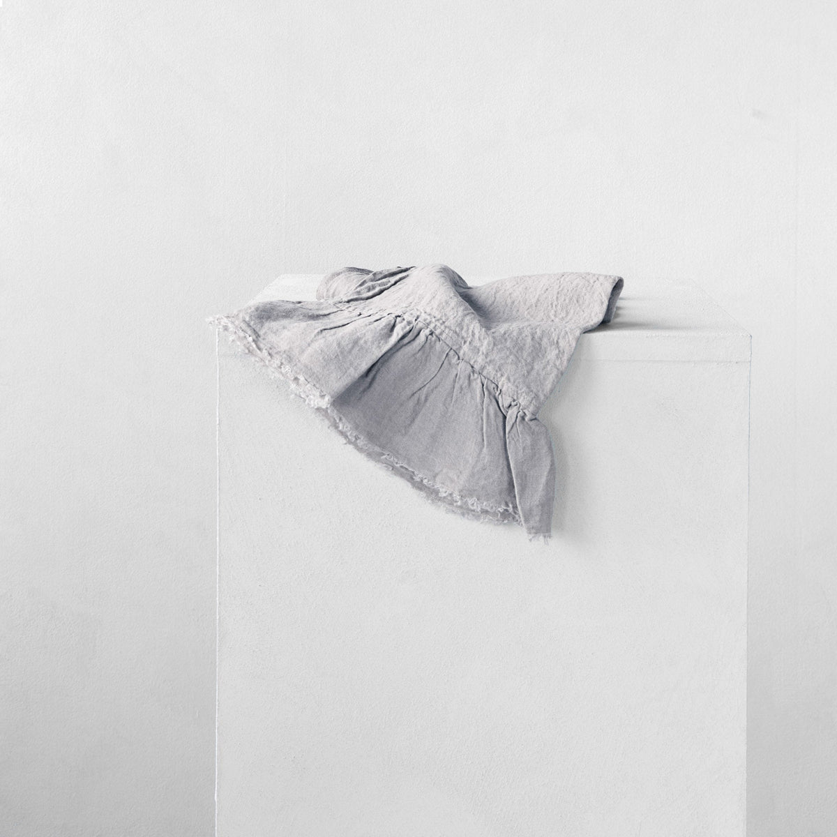 Kristine Linen Guest Towel - Fog
