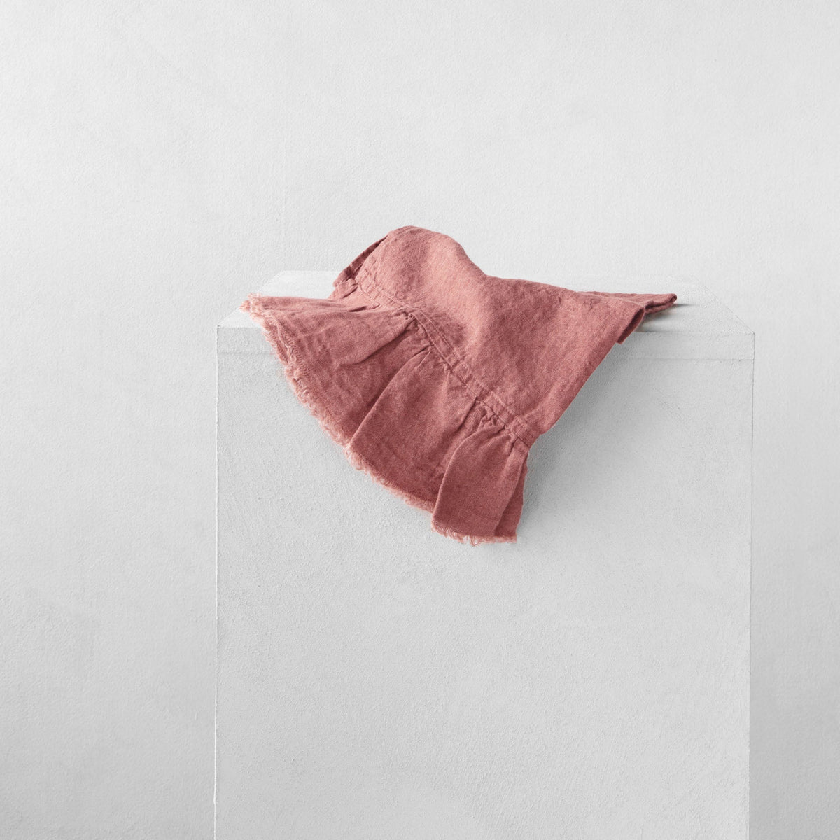 Kristine Linen Guest Towel - Rosa