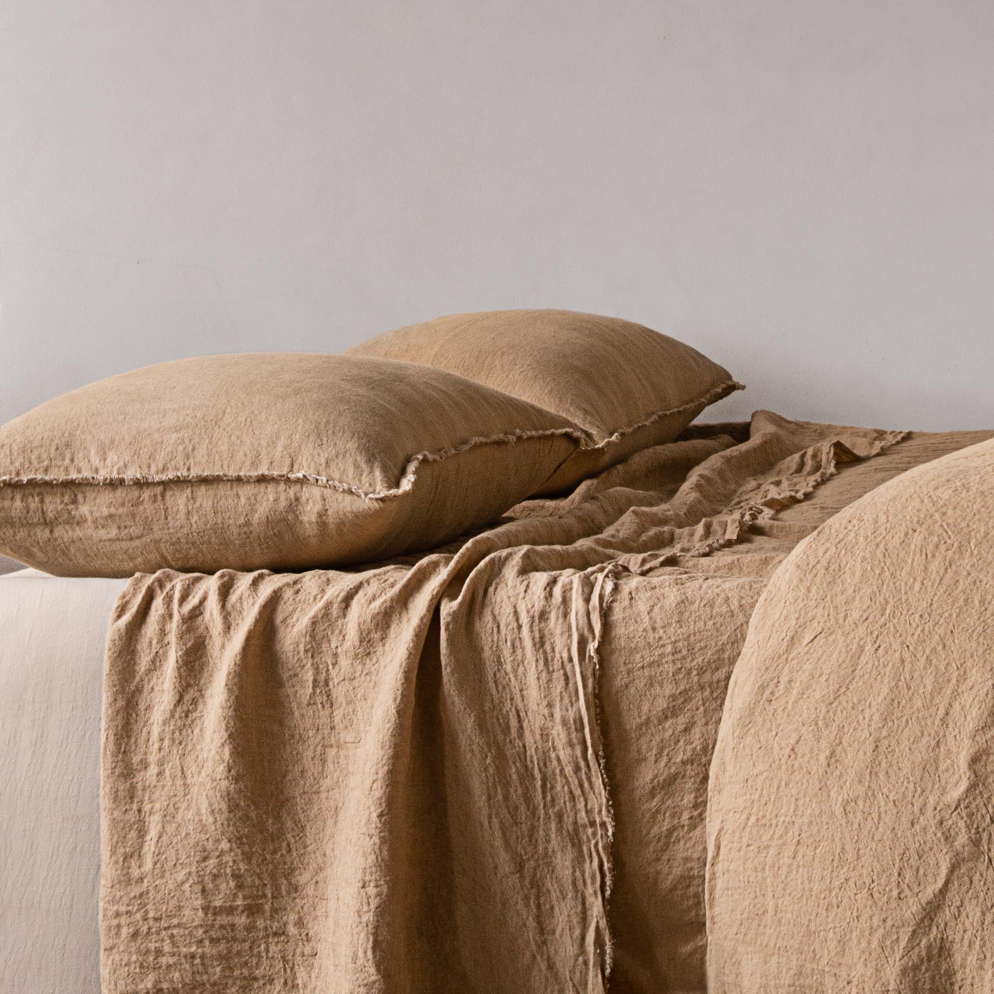 Flocca Linen Pillowcase | Caramel Tone | Hale Mercantile Co.