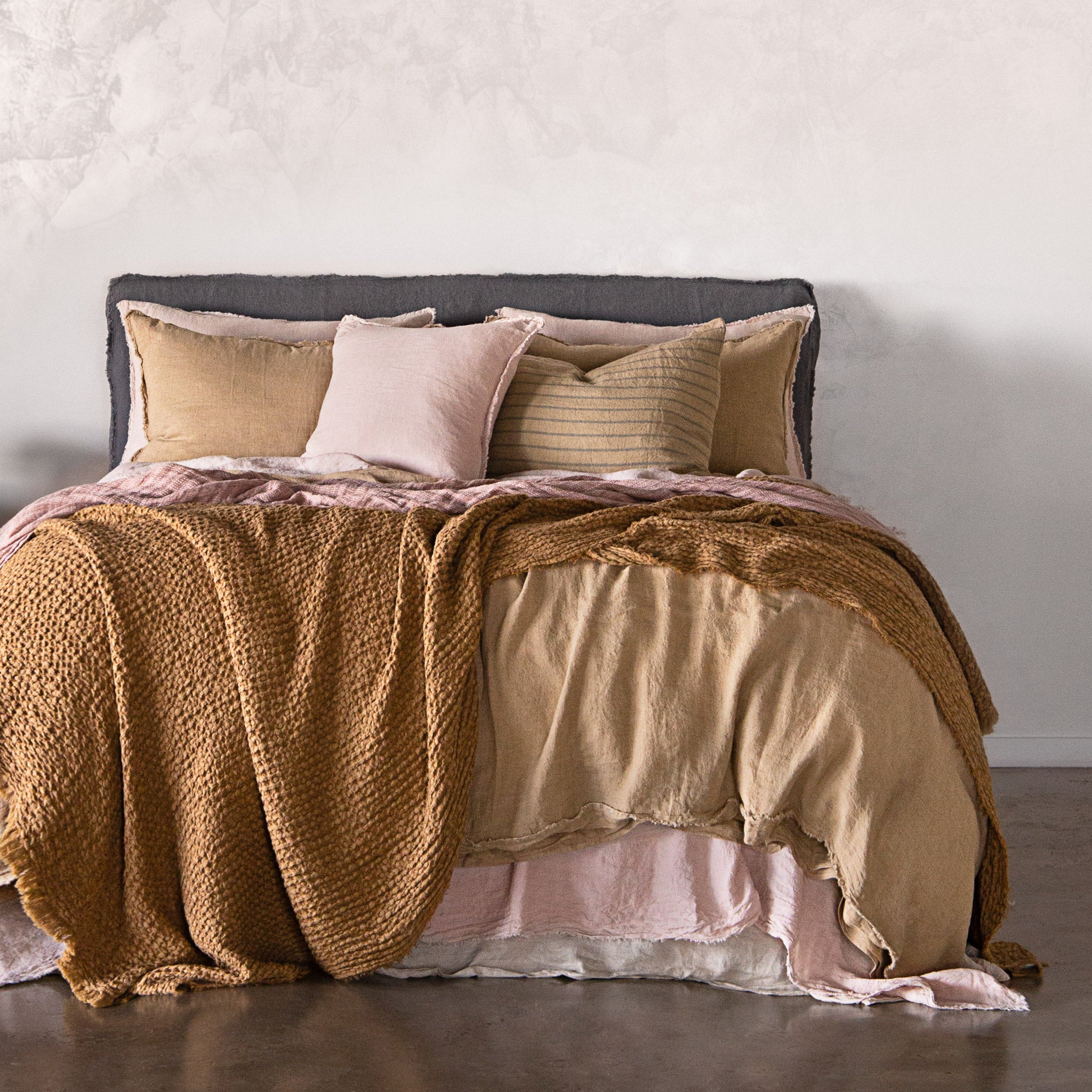 Flocca Linen Pillowcase | Caramel Tone | Hale Mercantile Co.