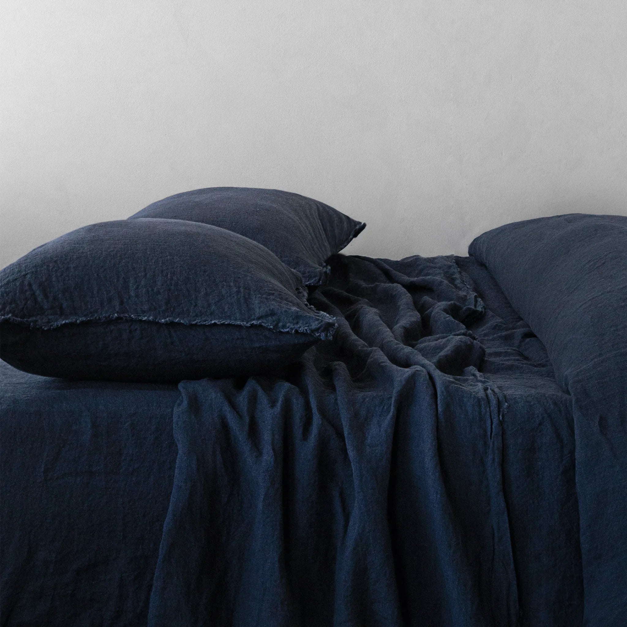Flocca Linen Pillowcase | Navy Blue | Hale Mercantile Co.