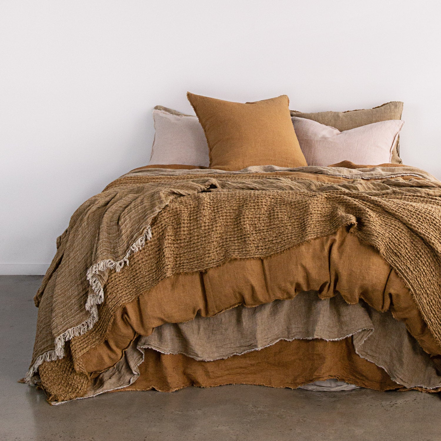 Flocca Linen Pillowcase | Earthy Pink  | Hale Mercantile Co.