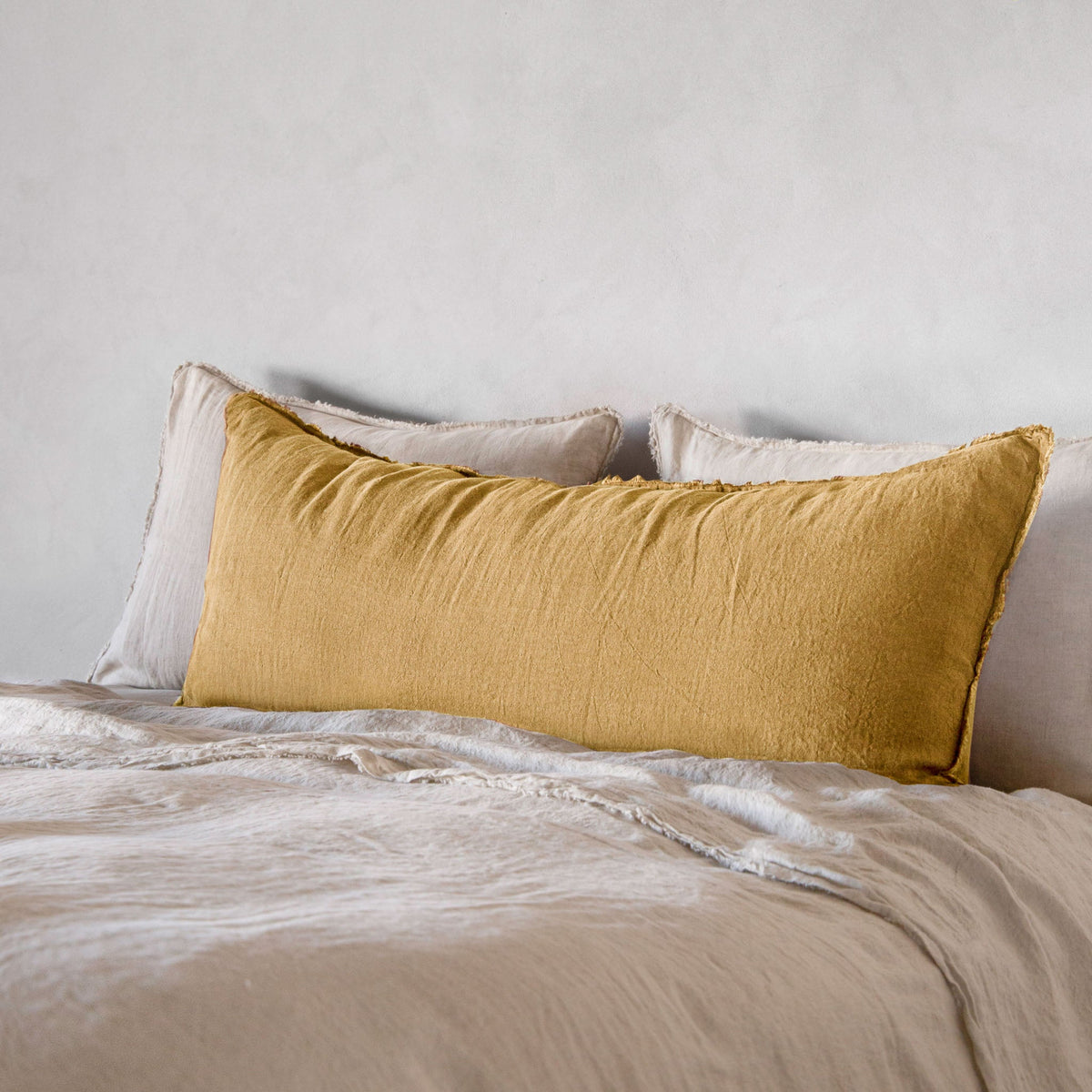 Flocca Linen Body Pillow - Maiz
