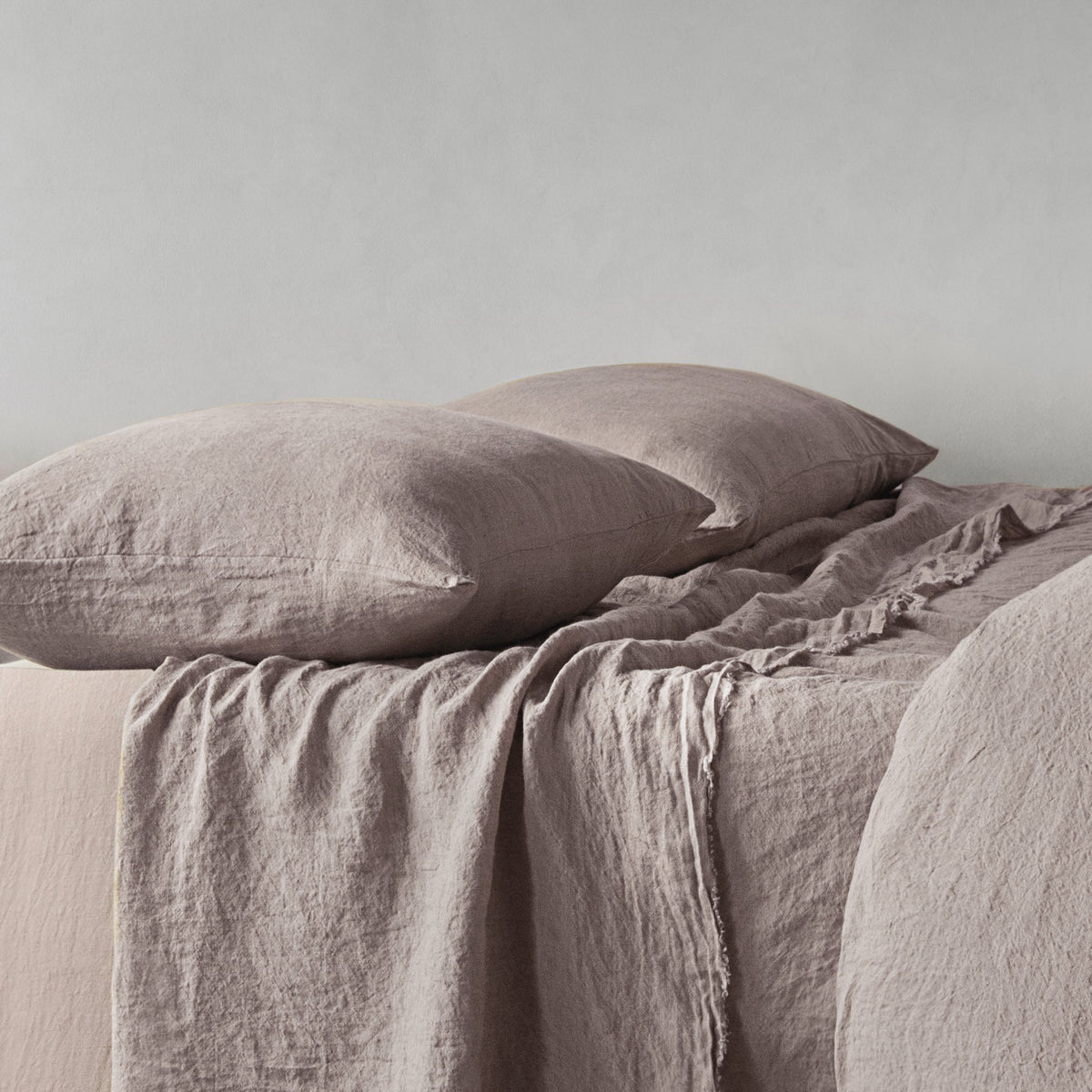 Basix Linen Pillowcase - Dula