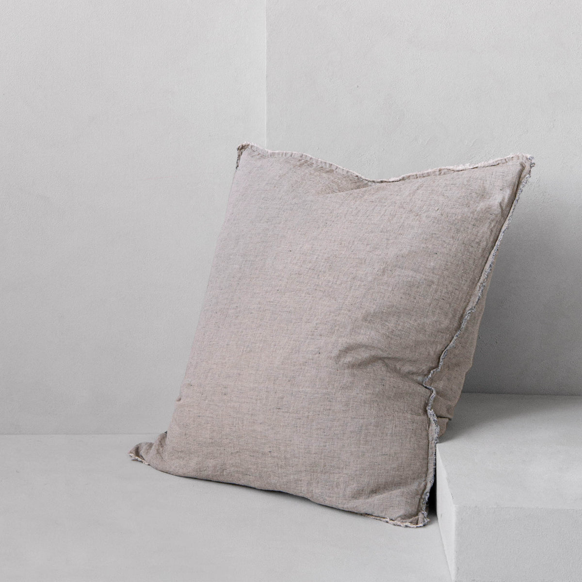Flocca Linen Pillow - Kali