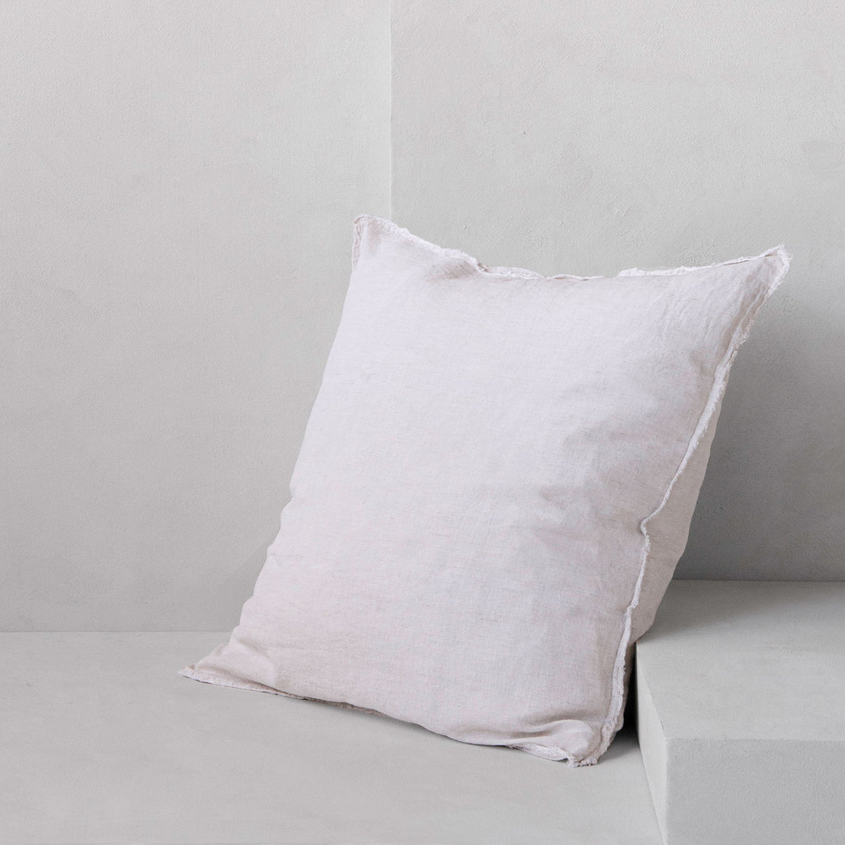 Flocca Linen Pillow - Petra