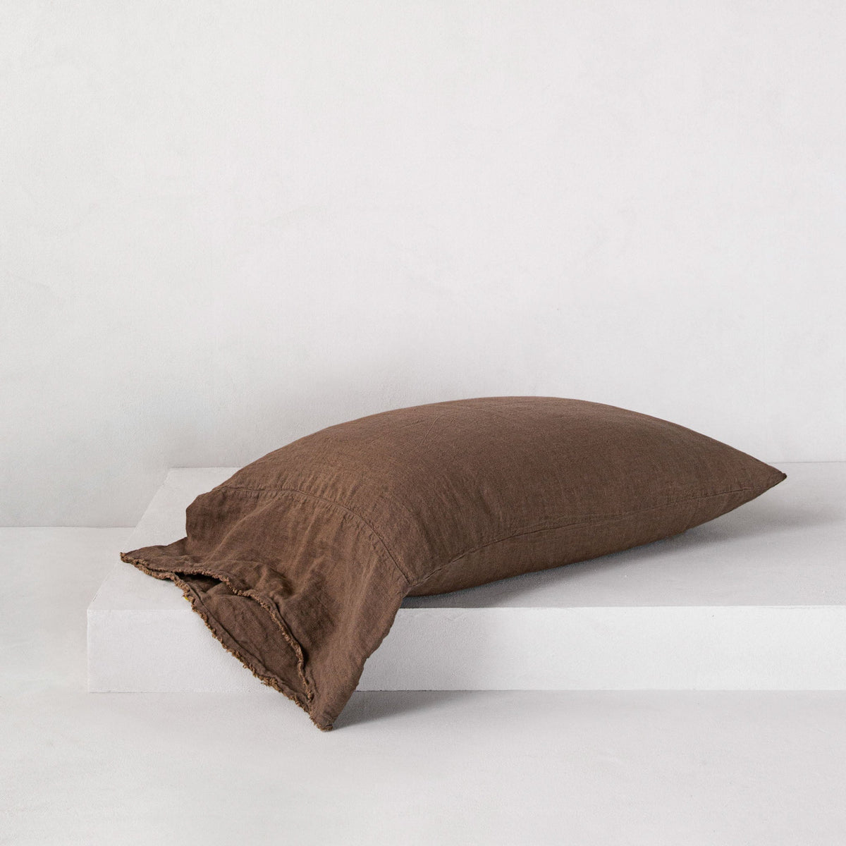 Flocca Long Linen Pillowcase - Bere