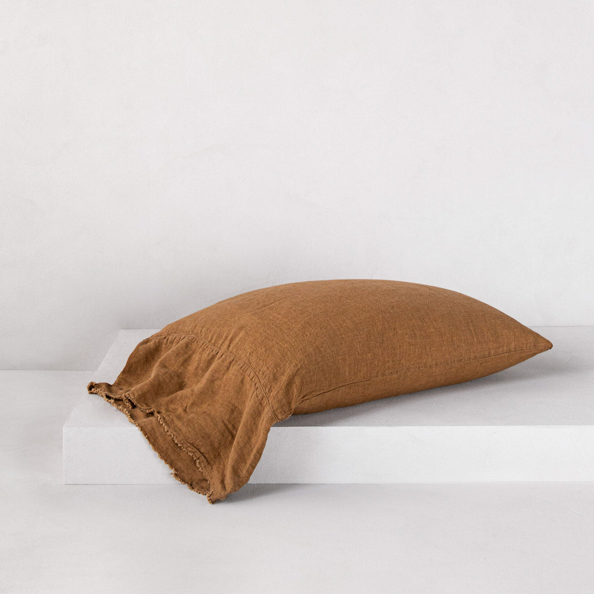 Flocca Long Linen Pillowcase - Russo
