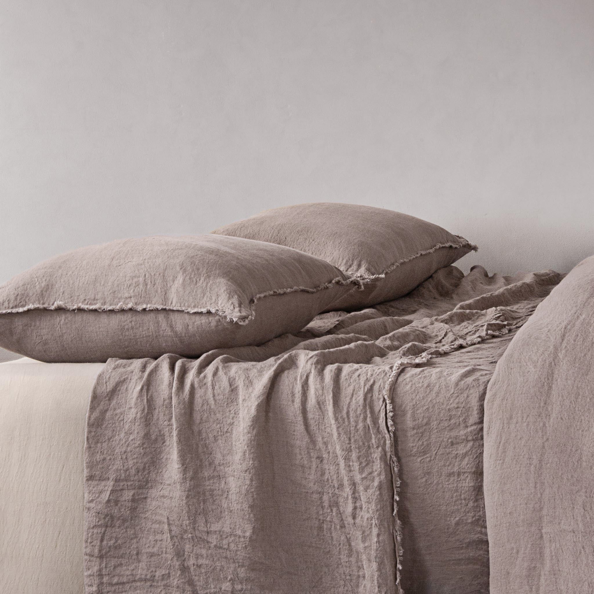 Flocca Linen Pillowcase | Lavender Tone | Hale Mercantile Co.